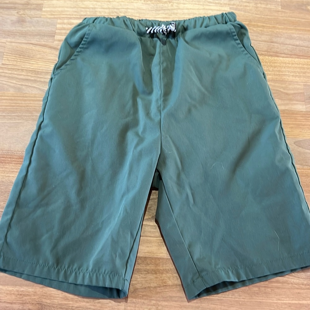 Boys green SHEIN shorts size 8y
